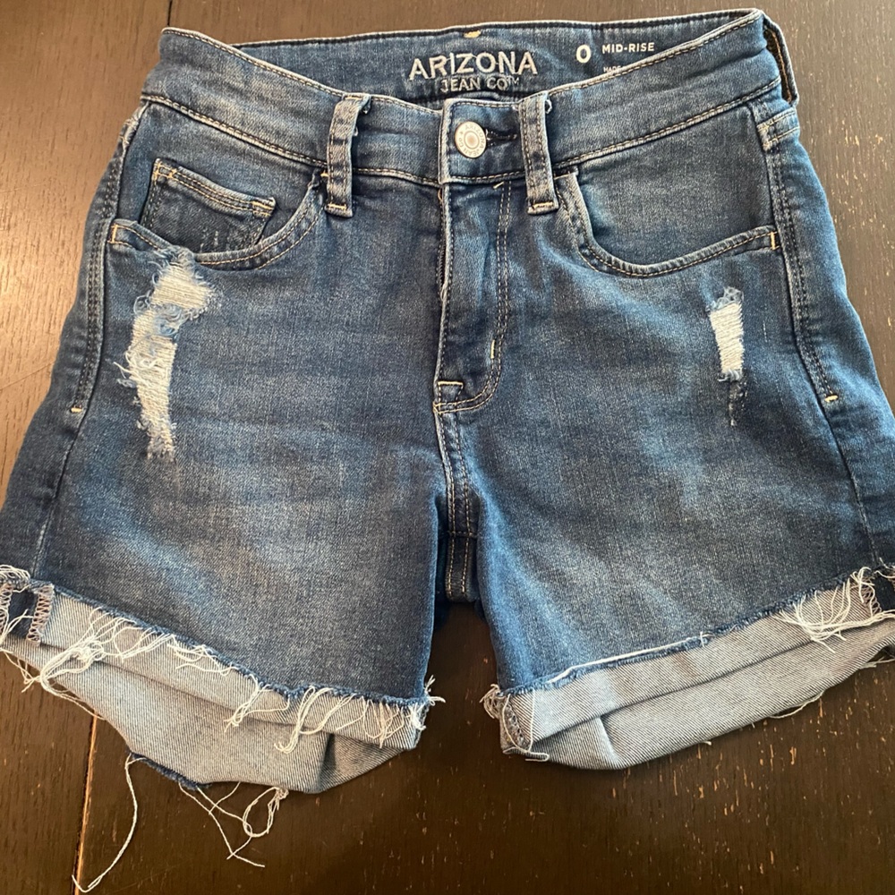 Arizona mid-rise shorts